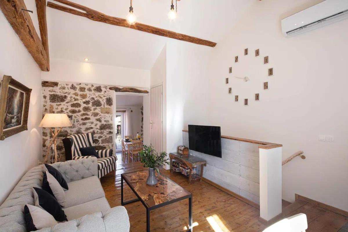 Alia House Villa Doukades Luaran gambar