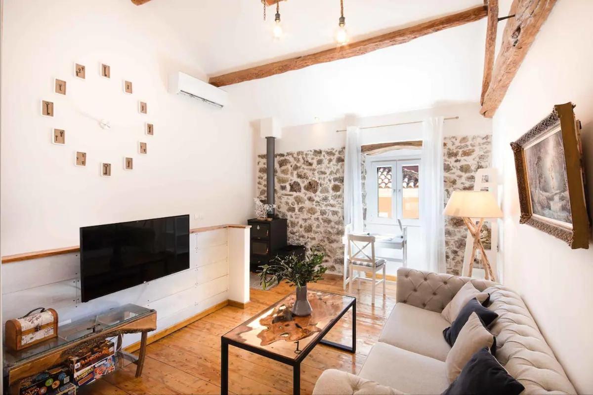 Alia House Villa Doukades Luaran gambar